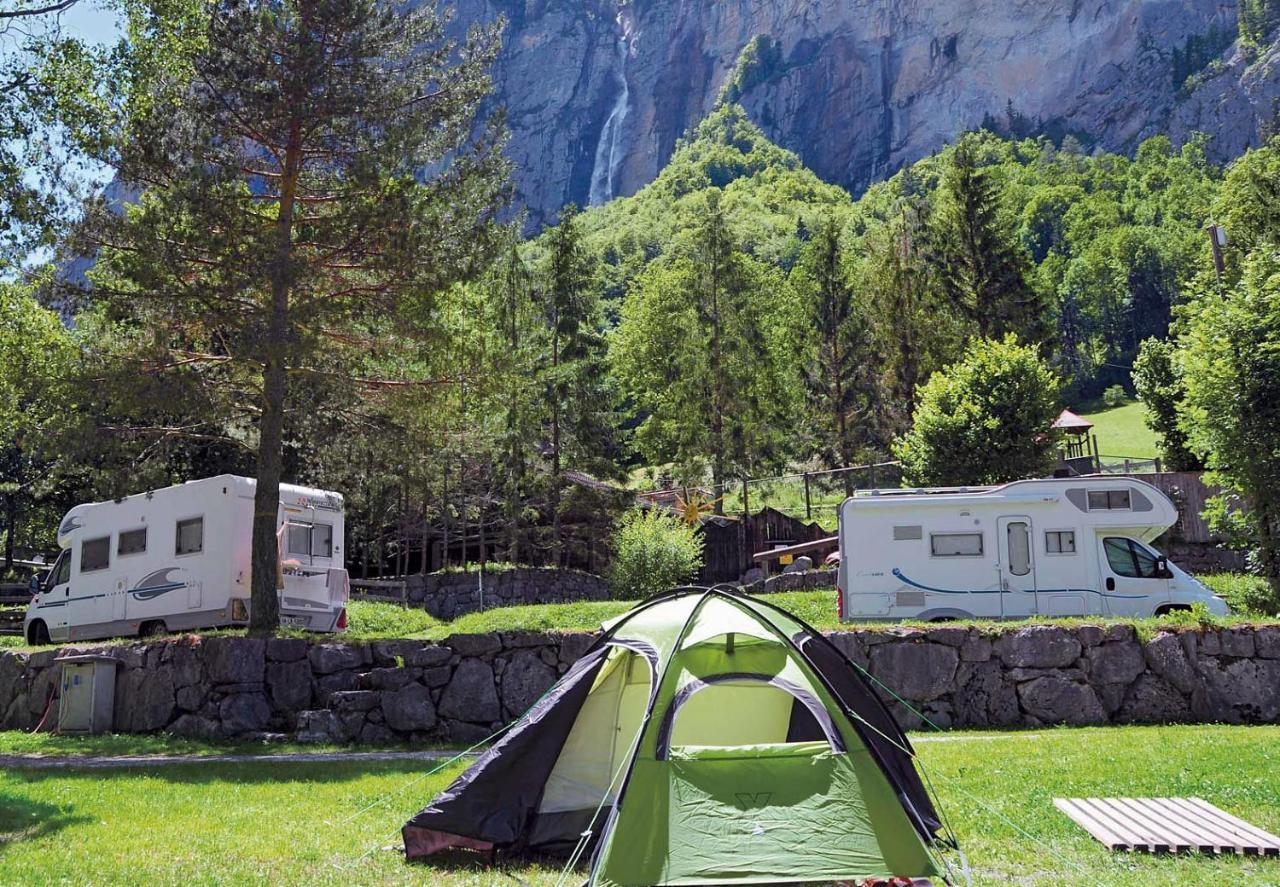 Camping Jungfrau Лаутербрунен Екстериор снимка