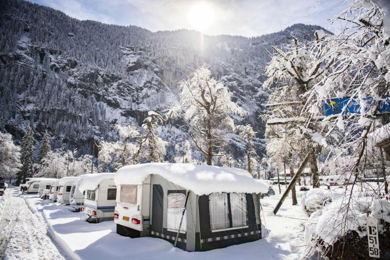 Camping Jungfrau Лаутербрунен Екстериор снимка