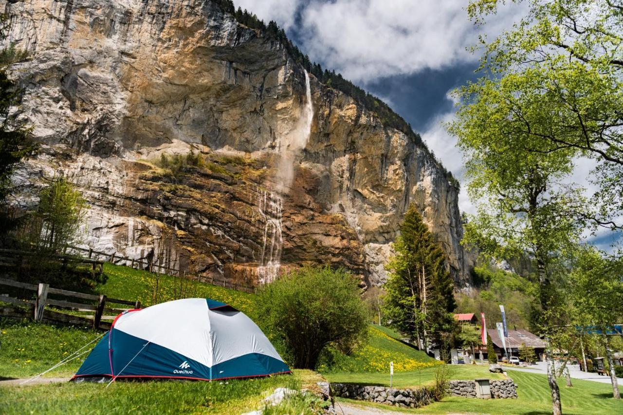 Camping Jungfrau Лаутербрунен Екстериор снимка