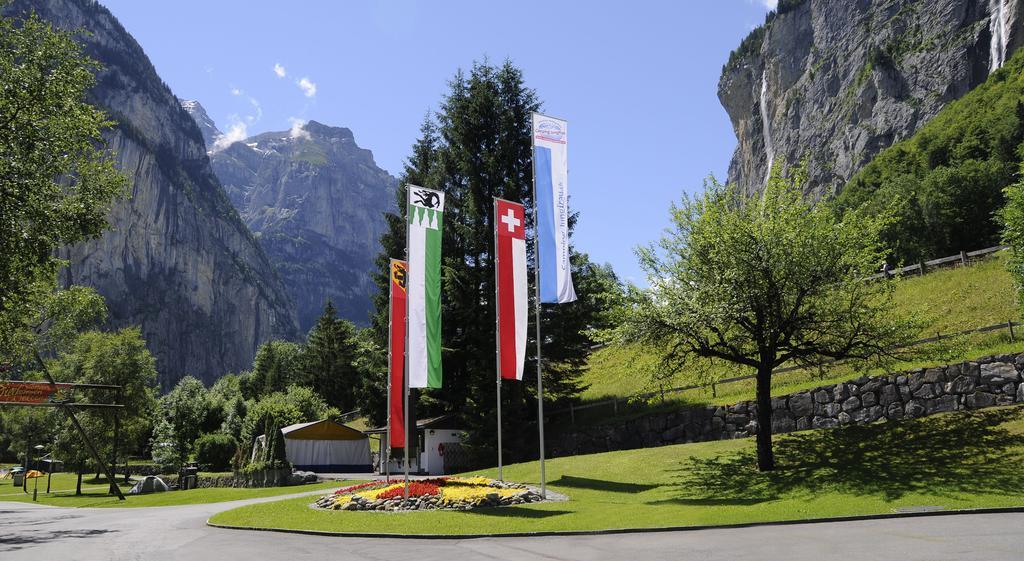 Camping Jungfrau Лаутербрунен Екстериор снимка